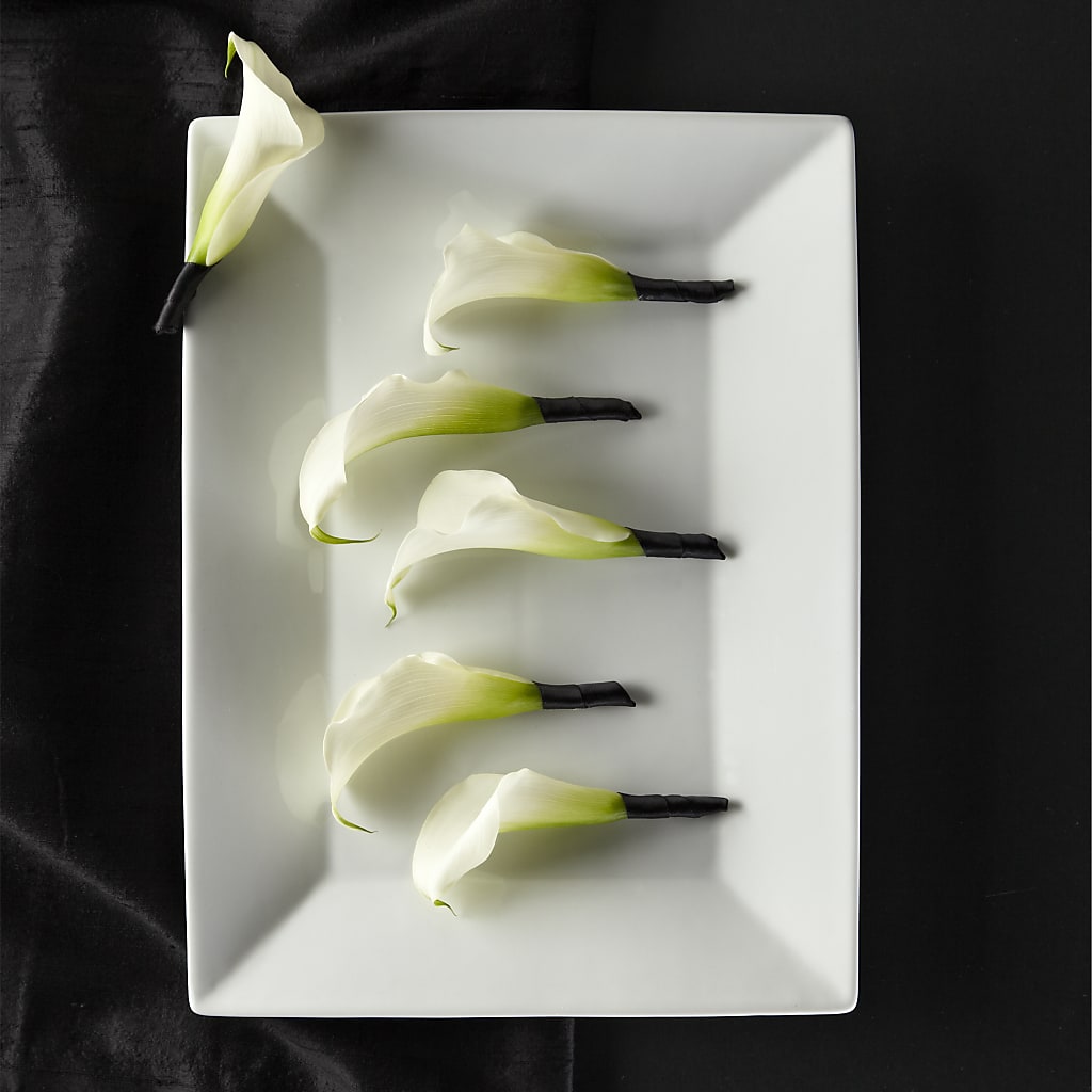 Calla Lily Promise Boutonniere – The Florist Ltd, Denton TX
