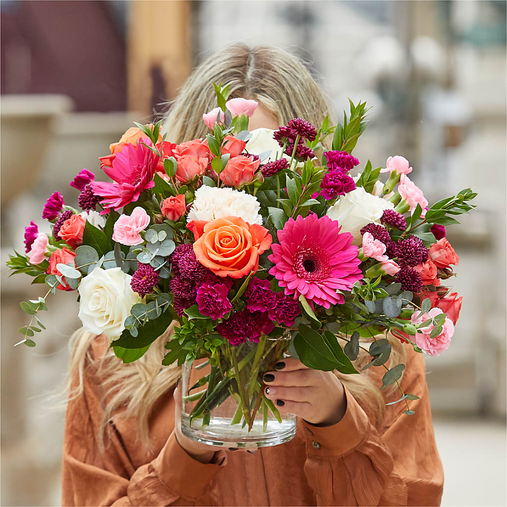 Smell the Roses Bouquet –  The Florist Ltd, Denton TX